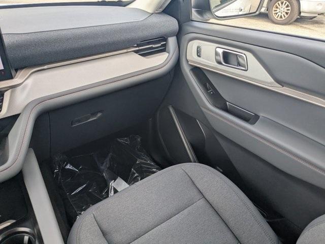 new 2025 Ford Explorer car, priced at $36,995