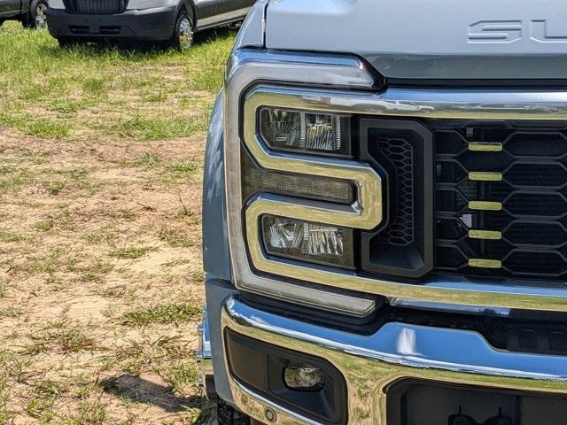 new 2025 Ford F-450 car, priced at $102,970
