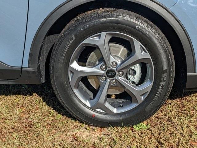 new 2025 Ford Escape car, priced at $25,940