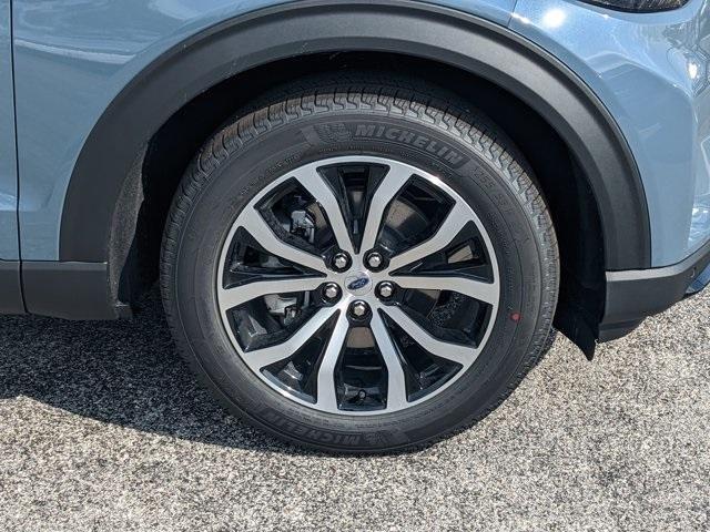 new 2025 Ford Explorer car, priced at $43,758