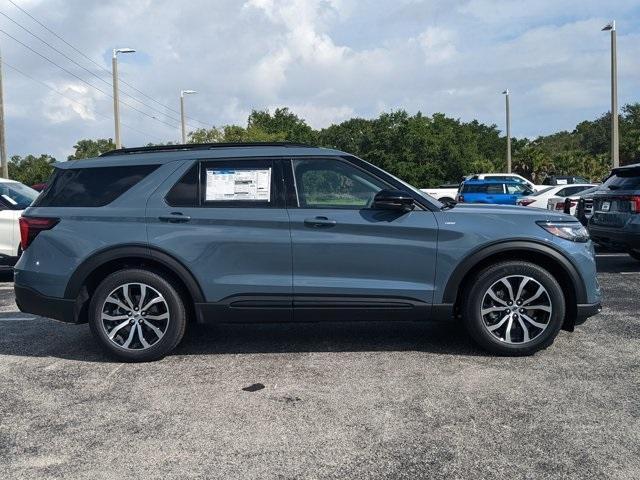 new 2025 Ford Explorer car, priced at $43,758