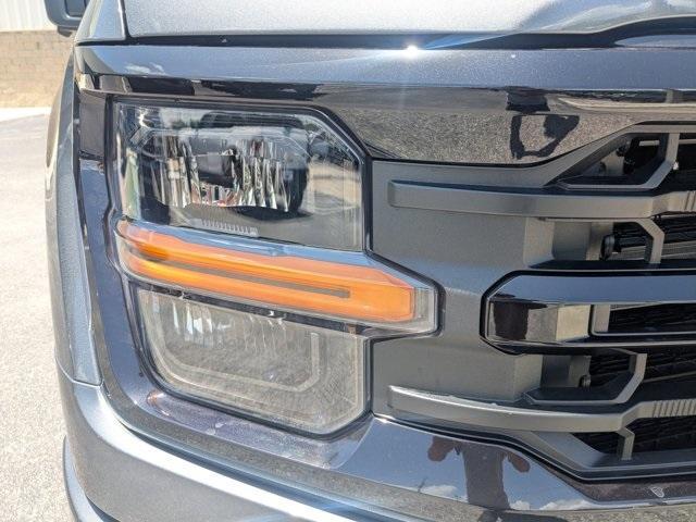 new 2025 Ford F-150 car, priced at $52,912