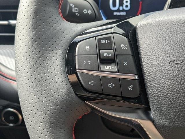 new 2025 Ford Explorer car, priced at $45,871