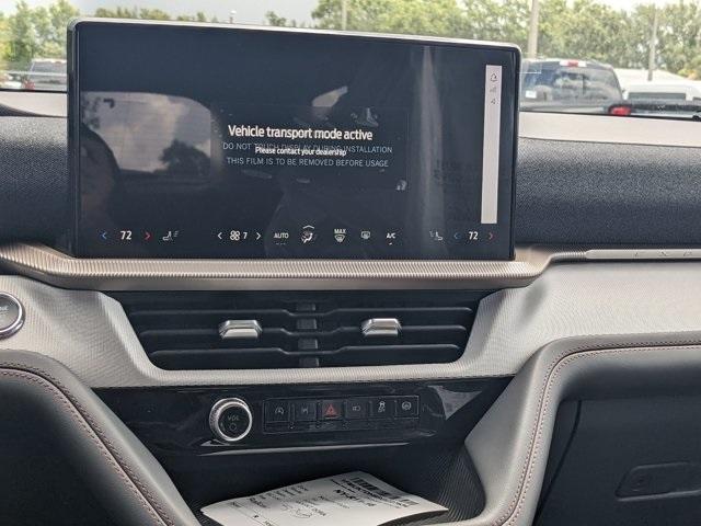 new 2025 Ford Explorer car, priced at $39,346