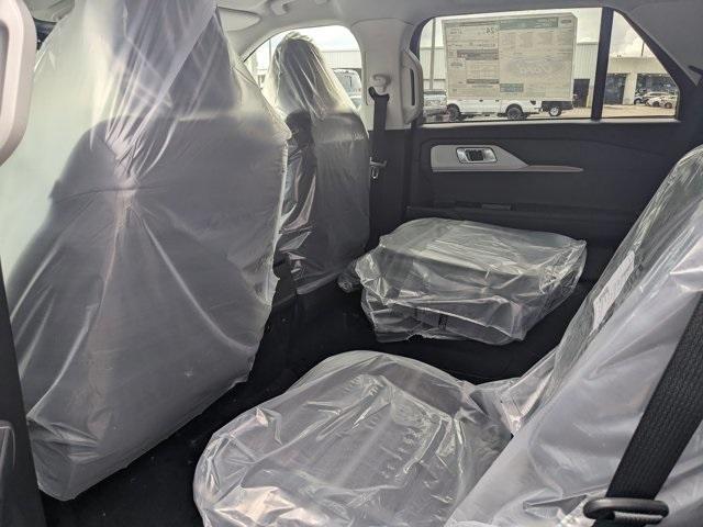 new 2025 Ford Explorer car, priced at $39,346