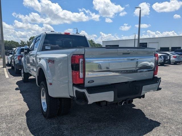 new 2025 Ford F-450 car, priced at $106,955