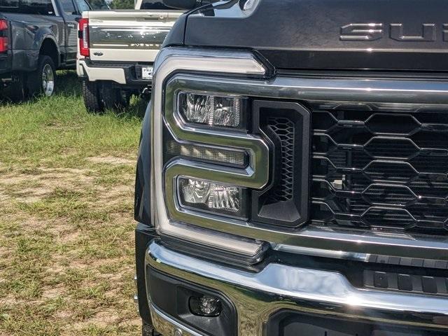 new 2025 Ford F-450 car, priced at $100,455