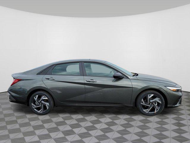 new 2025 Hyundai Elantra car, priced at $27,870