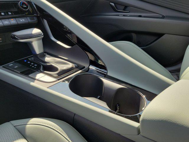 new 2025 Hyundai Elantra car, priced at $30,563