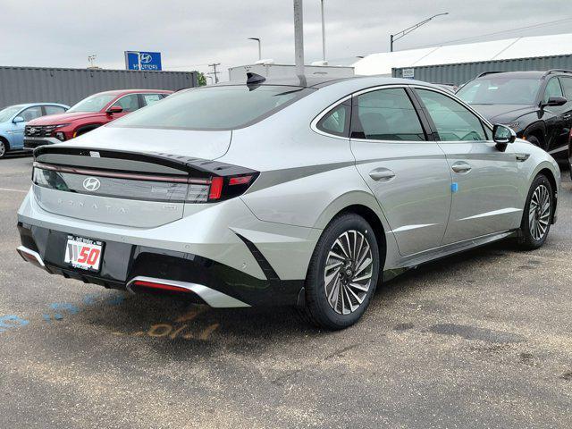 new 2025 Hyundai Sonata Hybrid car, priced at $37,760