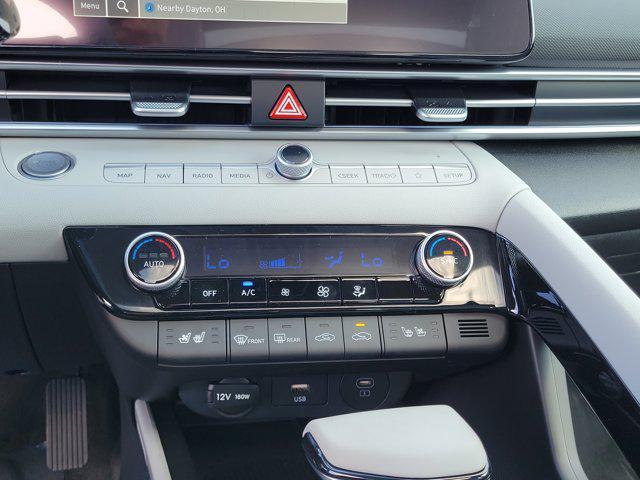new 2025 Hyundai Elantra car, priced at $30,118