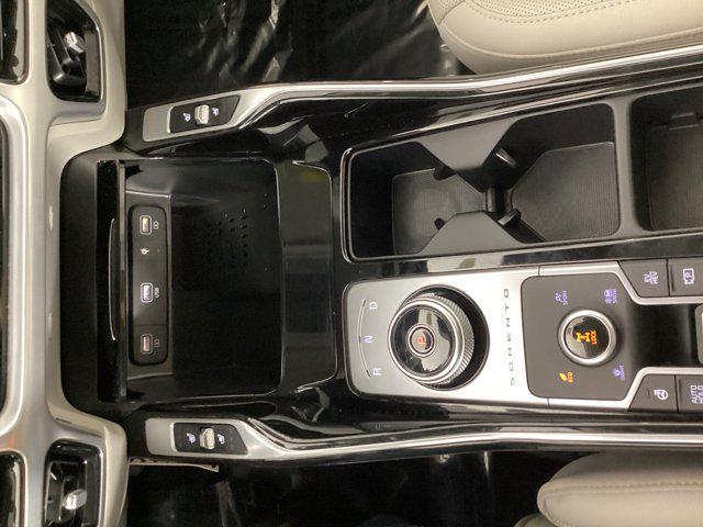 used 2022 Kia Sorento Plug-In Hybrid car, priced at $28,496