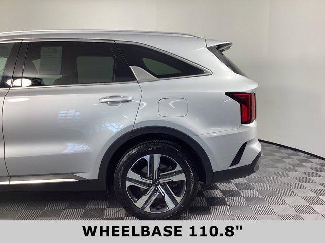used 2022 Kia Sorento Plug-In Hybrid car, priced at $28,496