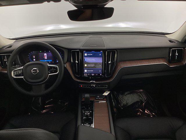 used 2023 Volvo XC60 car, priced at $27,998
