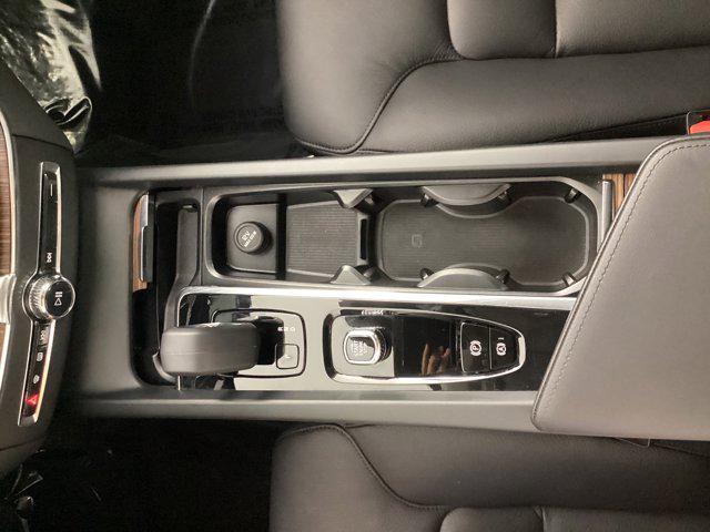 used 2023 Volvo XC60 car, priced at $27,998