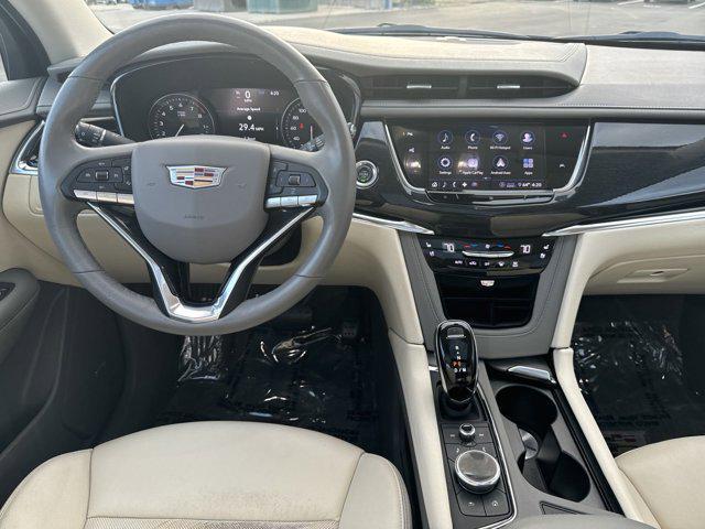 used 2020 Cadillac XT6 car, priced at $29,174