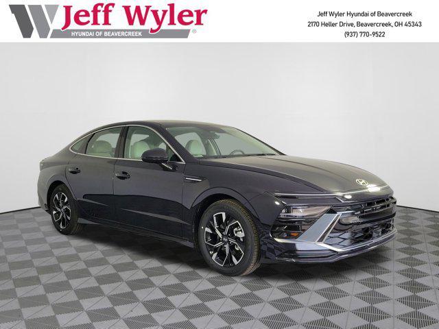 new 2025 Hyundai Sonata car, priced at $30,044