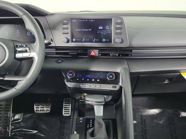 new 2025 Hyundai Elantra car, priced at $24,261