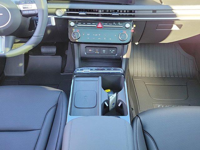 new 2025 Hyundai TUCSON Hybrid car, priced at $37,113