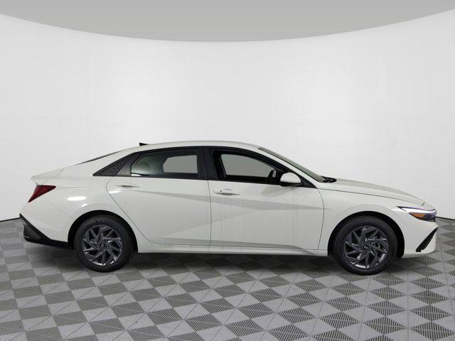 new 2025 Hyundai ELANTRA HEV car, priced at $25,524