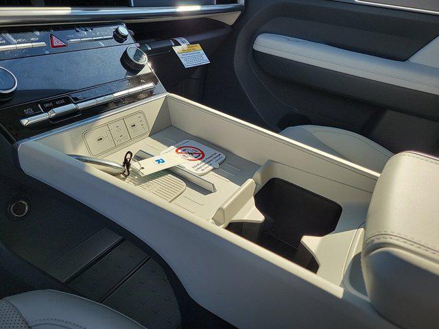 new 2025 Hyundai Santa Fe car, priced at $38,759