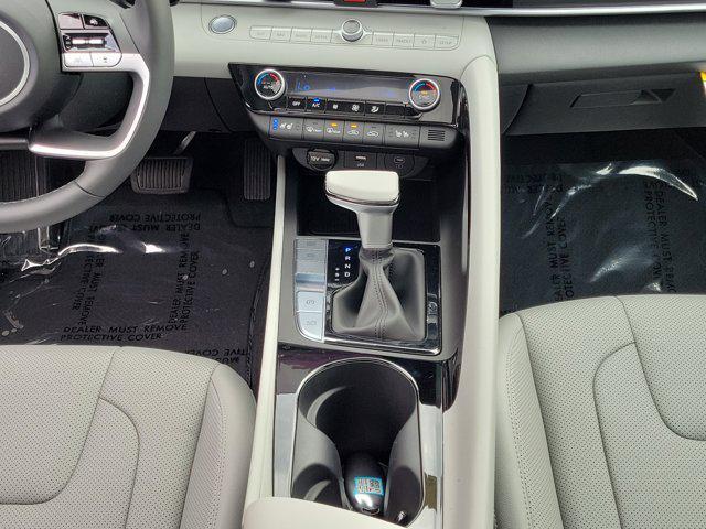 new 2025 Hyundai Elantra car, priced at $30,756