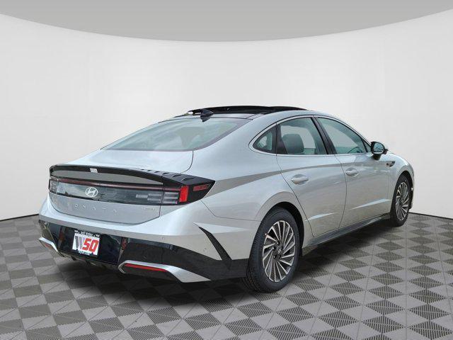 new 2025 Hyundai Sonata Hybrid car, priced at $37,646