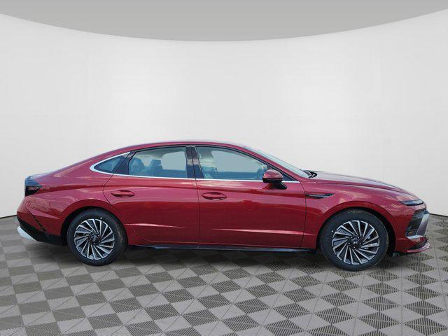 new 2025 Hyundai Sonata Hybrid car, priced at $32,048