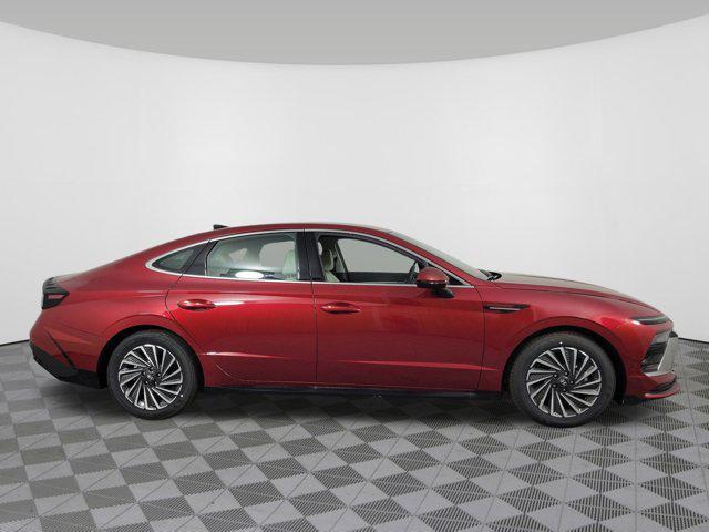 new 2025 Hyundai Sonata Hybrid car, priced at $32,048
