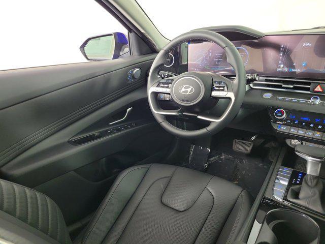 new 2025 Hyundai Elantra car, priced at $29,137