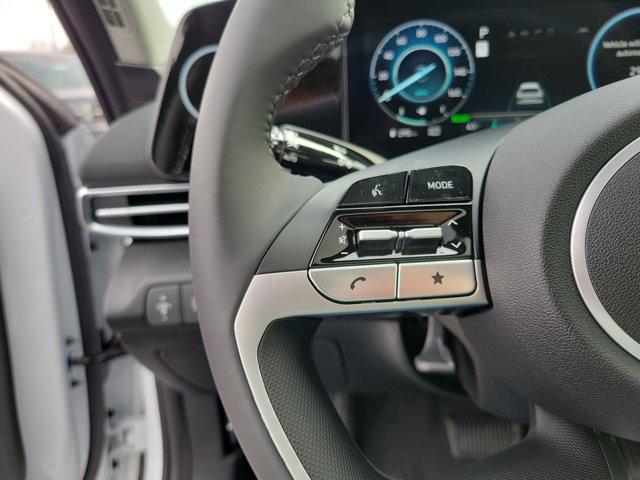 new 2025 Hyundai Elantra car, priced at $30,563