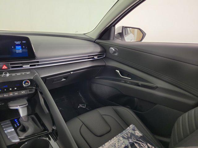 new 2025 Hyundai ELANTRA HEV car, priced at $29,563