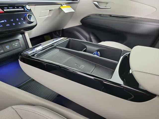 new 2026 Hyundai TUCSON Hybrid car, priced at $42,916