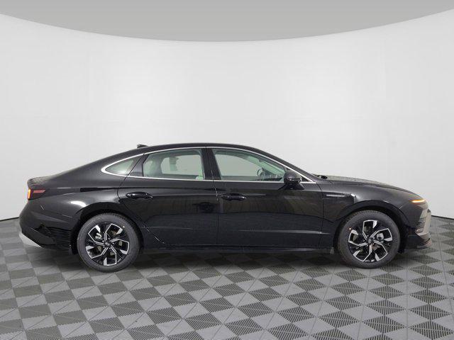 new 2025 Hyundai Sonata car, priced at $28,600