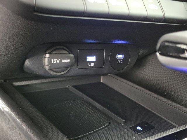 new 2025 Hyundai Elantra car, priced at $24,760
