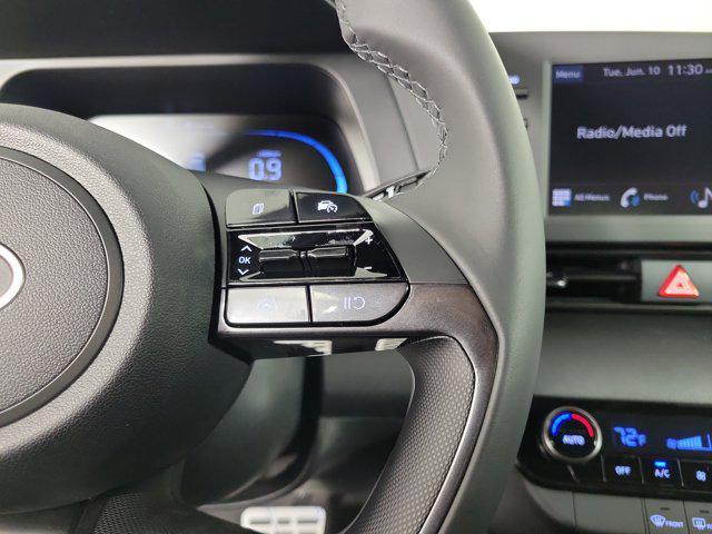 new 2025 Hyundai Elantra car, priced at $24,760