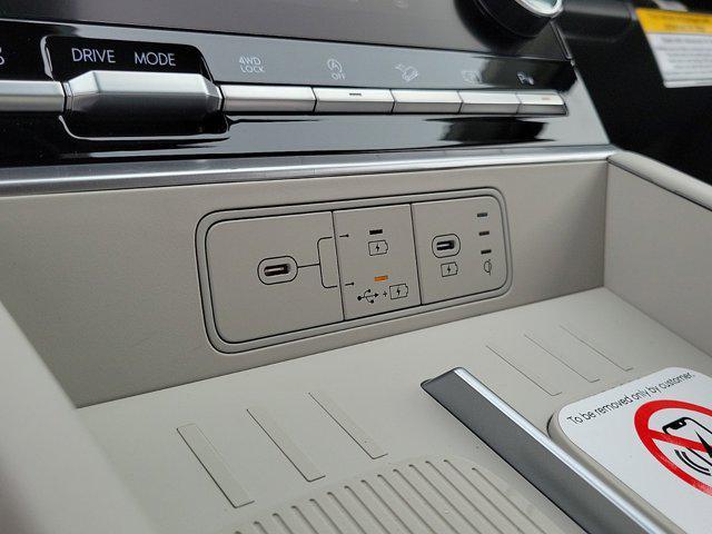 new 2025 Hyundai Santa Fe car, priced at $38,759