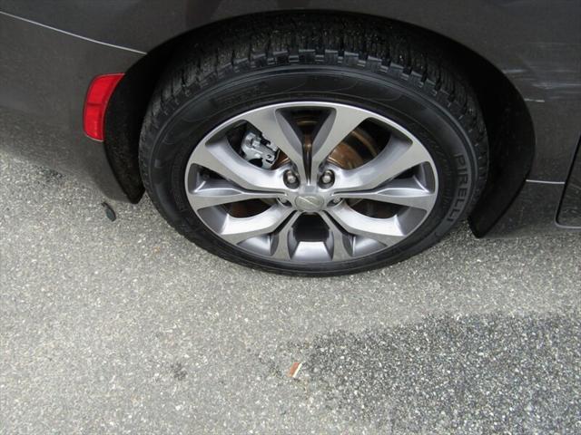 used 2020 Chrysler Pacifica car