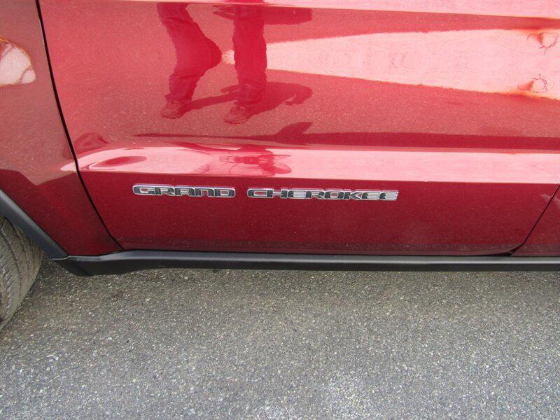 used 2019 Jeep Grand Cherokee car, priced at $16,942