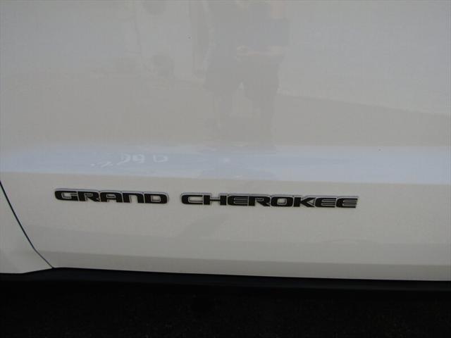 used 2018 Jeep Grand Cherokee car, priced at $21,342