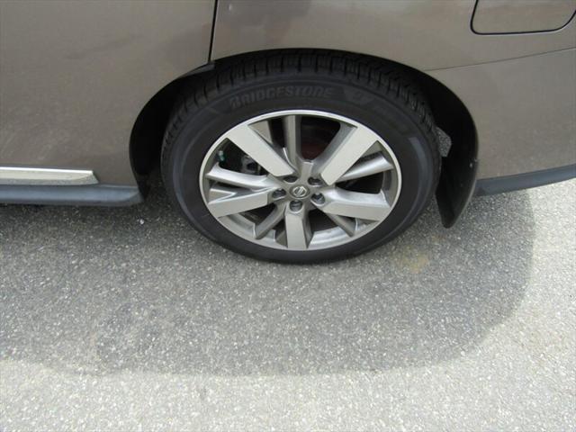 used 2013 Nissan Pathfinder car, priced at $5,843
