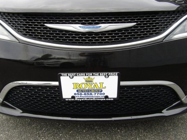 used 2018 Chrysler Pacifica car