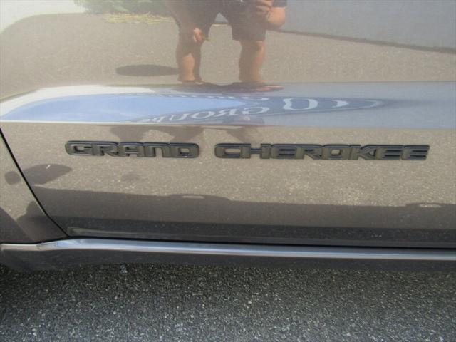 used 2019 Jeep Grand Cherokee car, priced at $16,942
