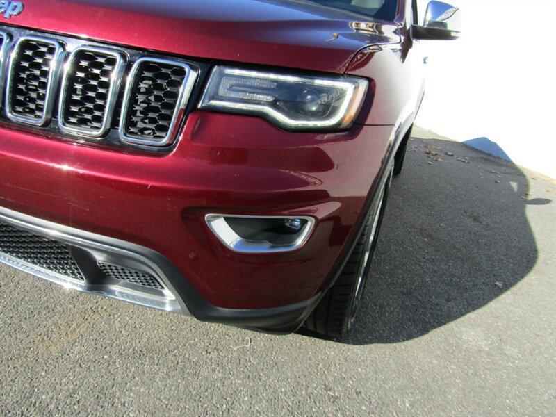 used 2017 Jeep Grand Cherokee car, priced at $14,542
