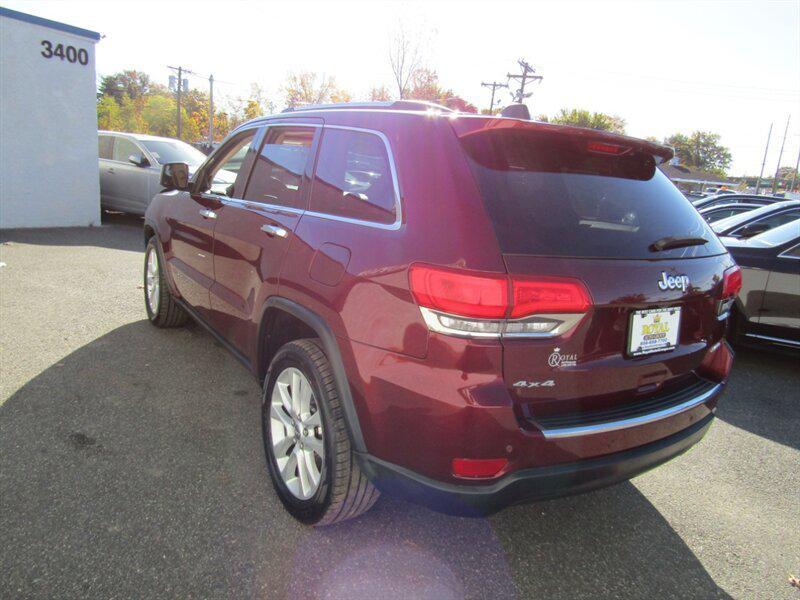 used 2017 Jeep Grand Cherokee car, priced at $14,542