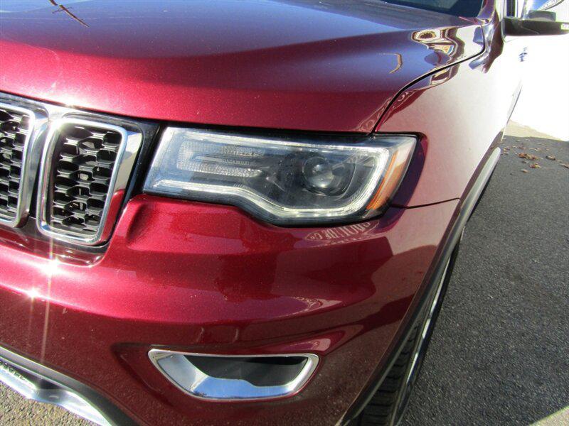 used 2017 Jeep Grand Cherokee car, priced at $14,542