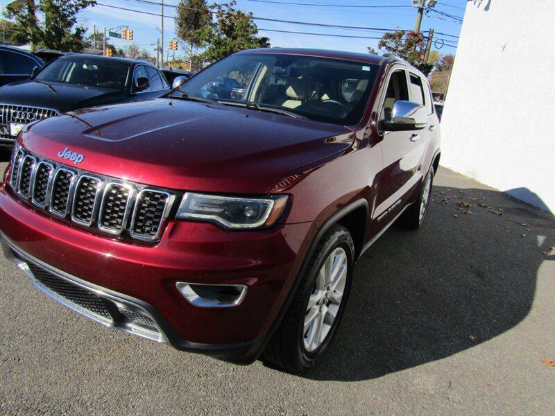 used 2017 Jeep Grand Cherokee car, priced at $14,542