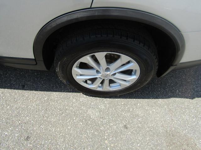 used 2016 Nissan Rogue car