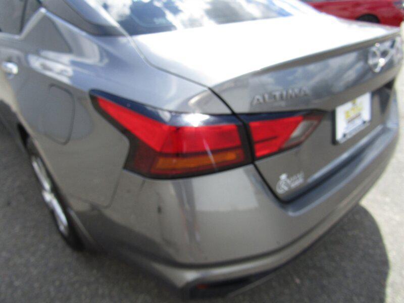 used 2023 Nissan Altima car, priced at $13,842