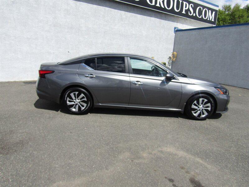 used 2023 Nissan Altima car, priced at $13,842